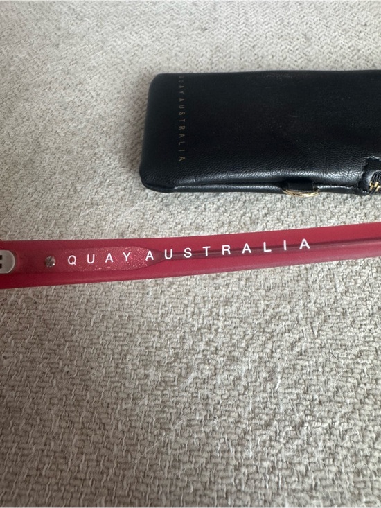 Quay Australia - starstruck red sunglasses main image 4